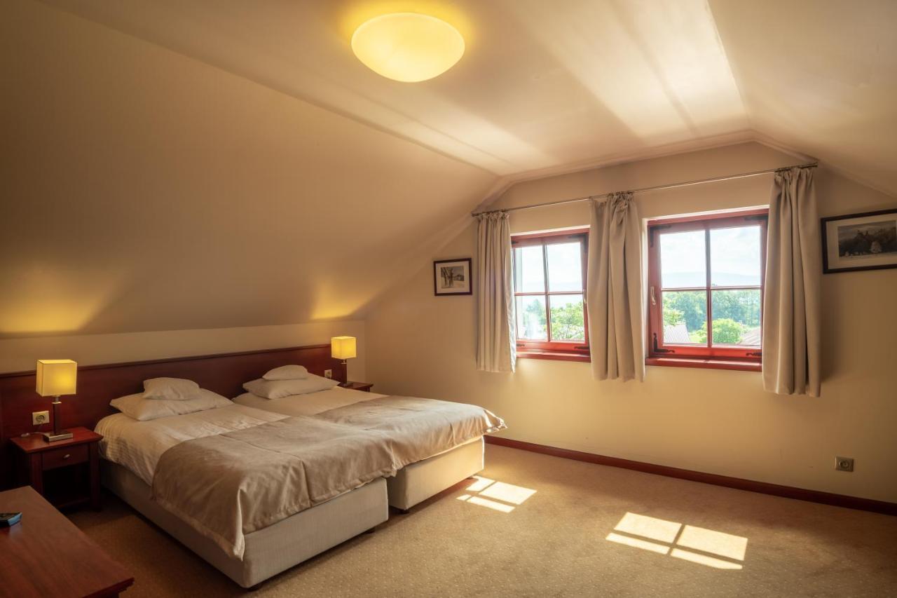 Bed & Breakfast Wzgorze Poreba - W Ofercie Darmowe Ladowanie Aut Elektrycznych 3*